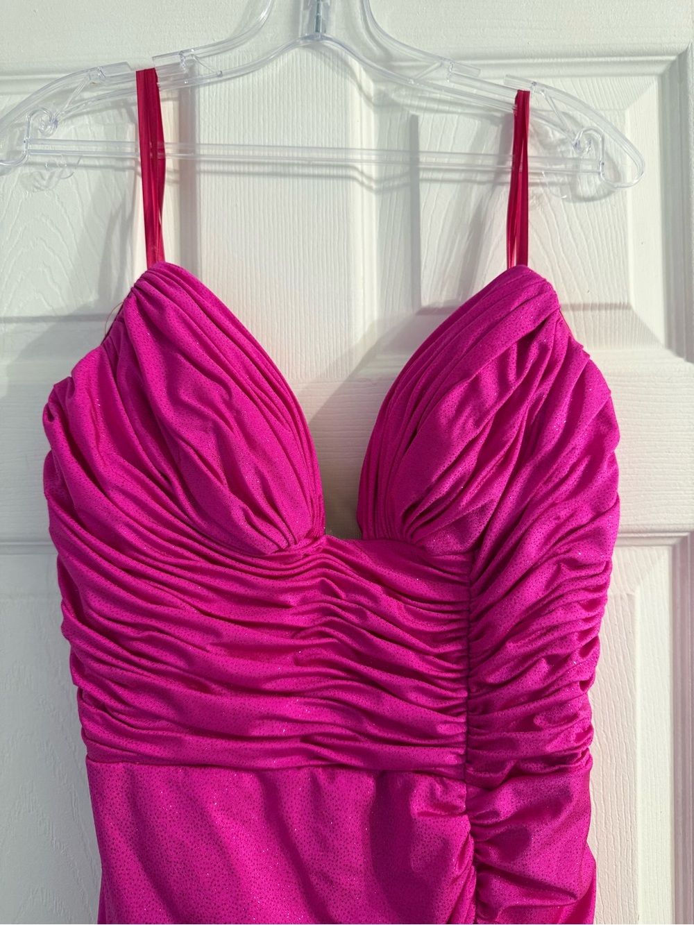 NEVER worn pink formal dress - Picture 3 of 7